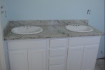 cabinet:white  granite: 2cm bianco romano